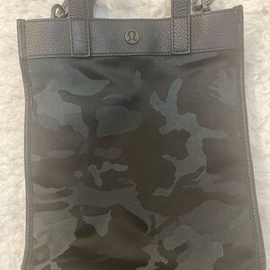 lululemon athletica Black Camo Bag